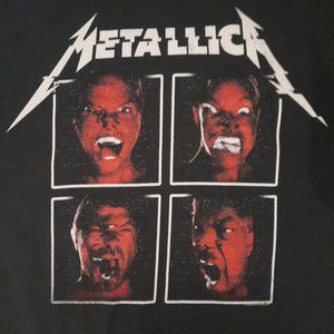 Metallica tour t-shirt